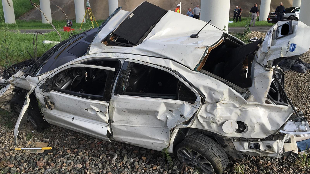 18yearold dead in singlevehicle crash in Denton